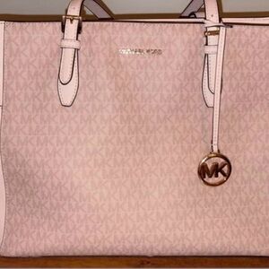 Michael Kors Large Gilly Tote 🩰 ballet pink